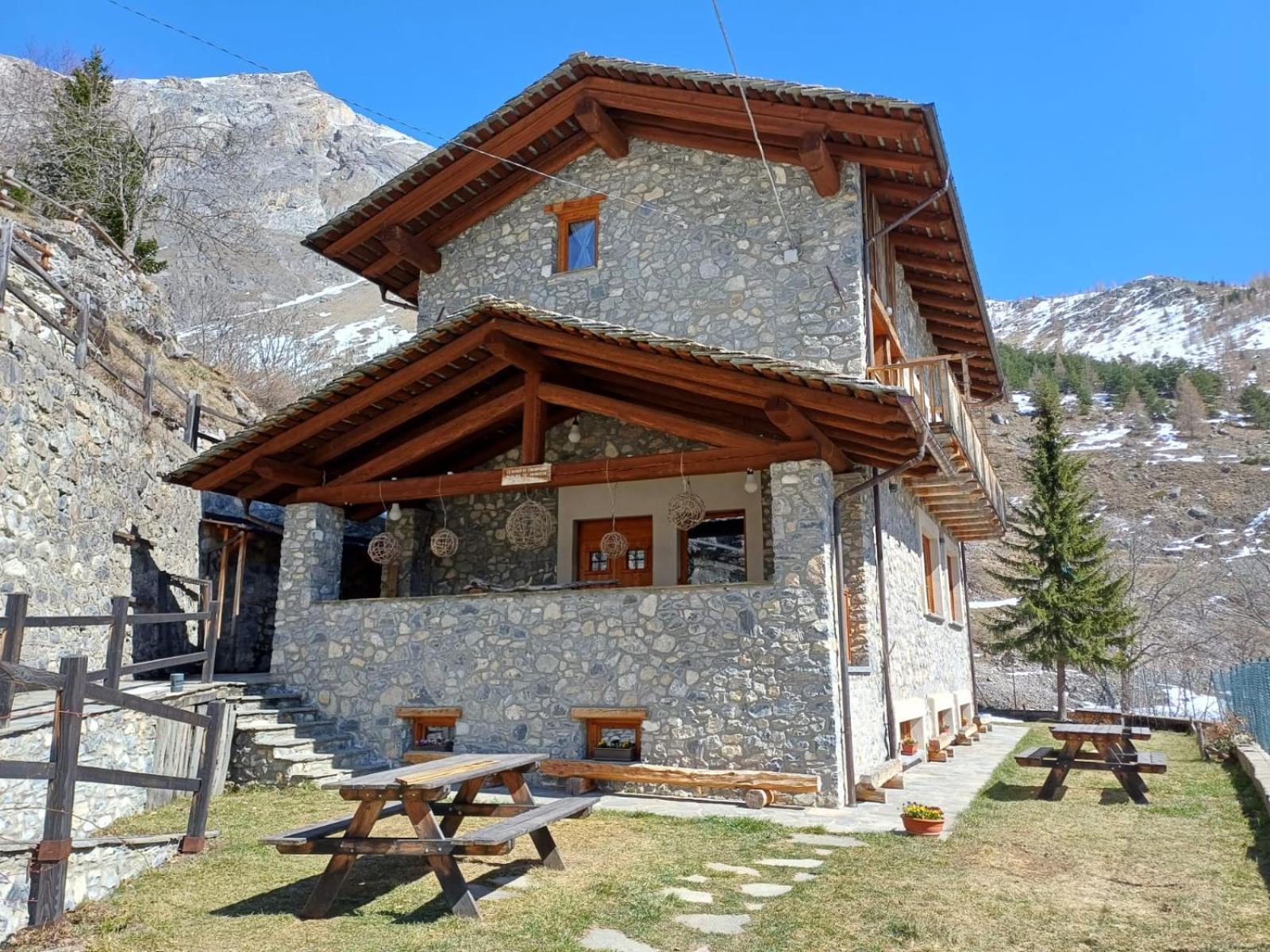 Rifugio Di Chiappera Hotel Ngoại thất bức ảnh